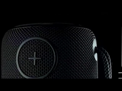 カラフルなRGB LEDライトを備えたIPX7ポータブルワイヤレスTWS Bluetoothスピーカー